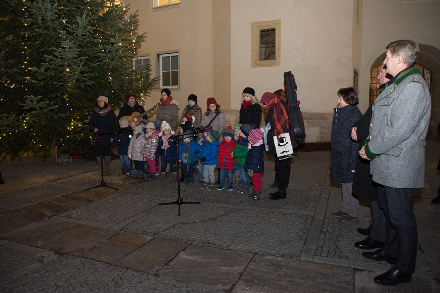 181129 lak illuminierung 007
                                                