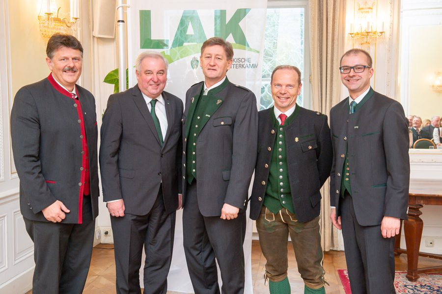 lak-konst-vollversammlung-14-12-2018-55
                                                