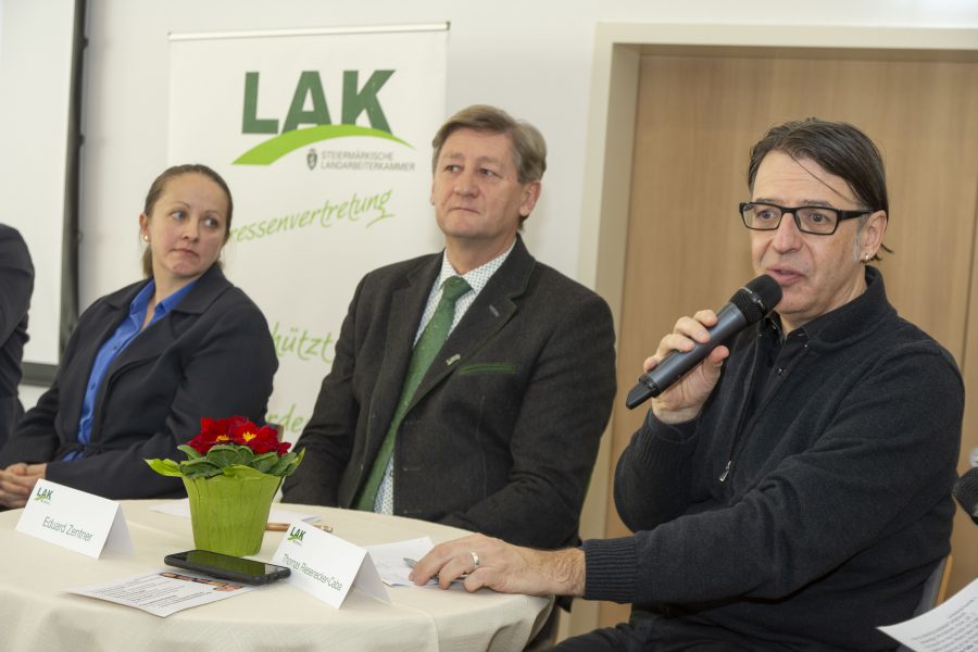 lak-brforum 13
                                                