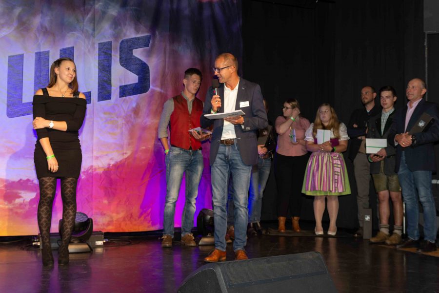 kulis liezen035
                                                
