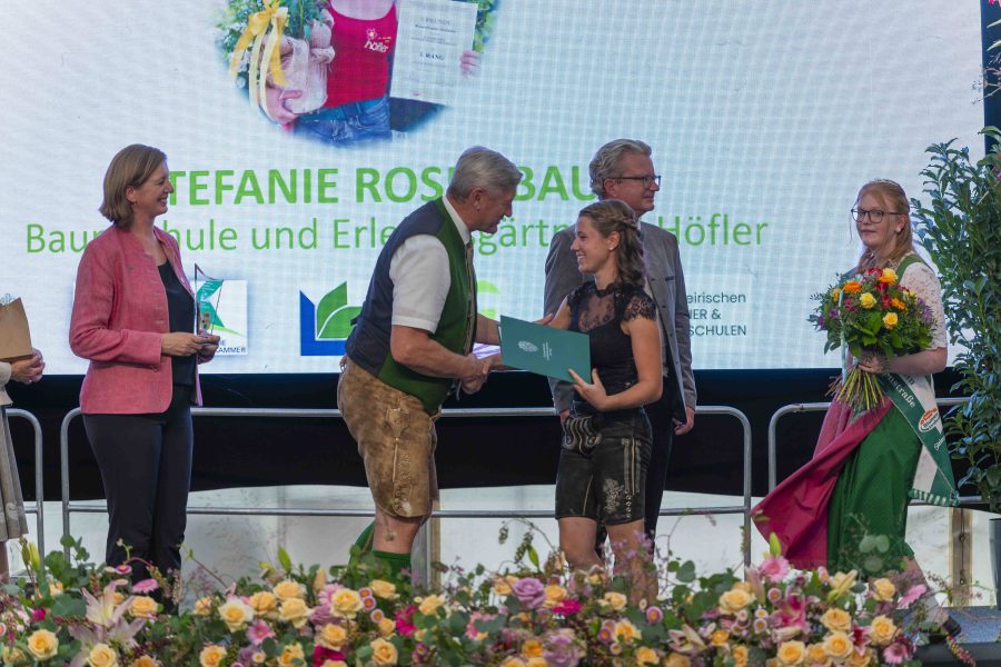 gartenbauehrung2024 10
                                                