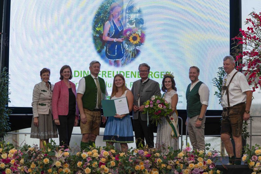 gartenbauehrung2024 3
                                                