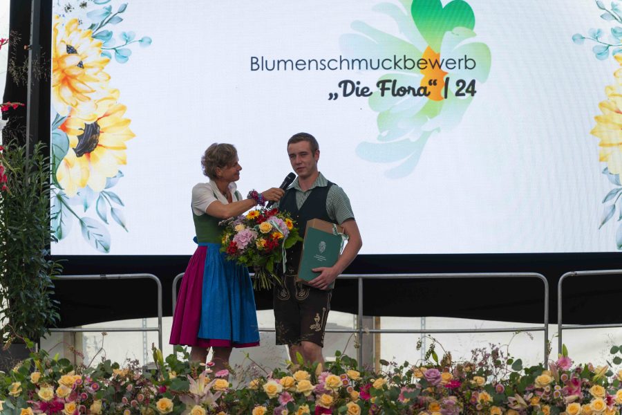 gartenbauehrung2024 30
                                                