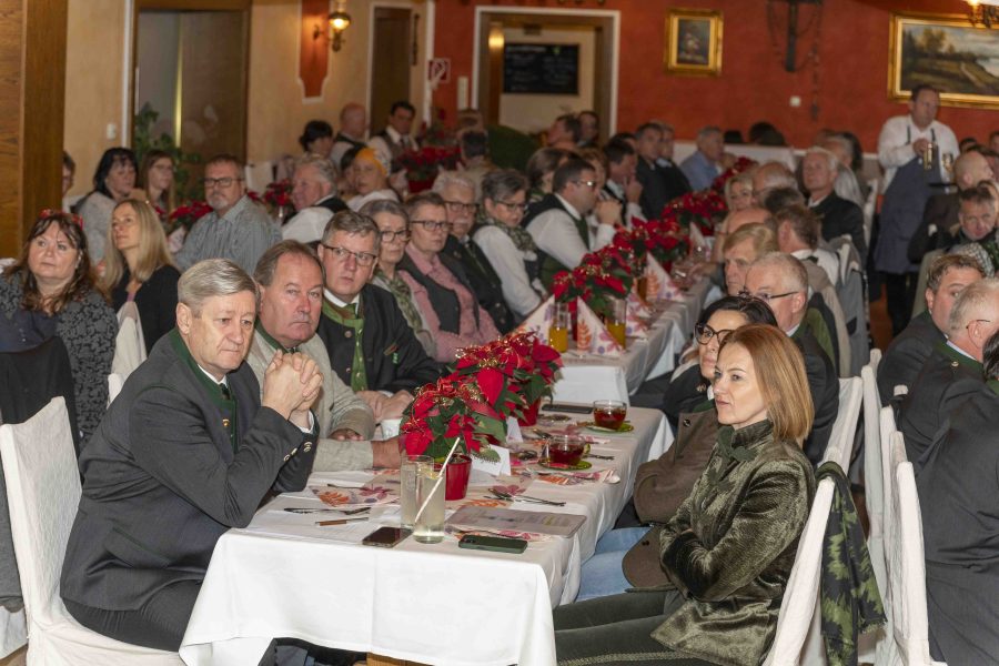 lak-ehrungsfeier2024-web005
                                                