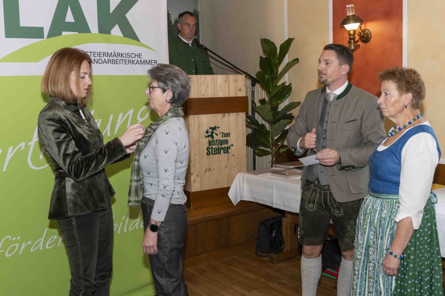 lak-ehrungsfeier2024-web019
                                                