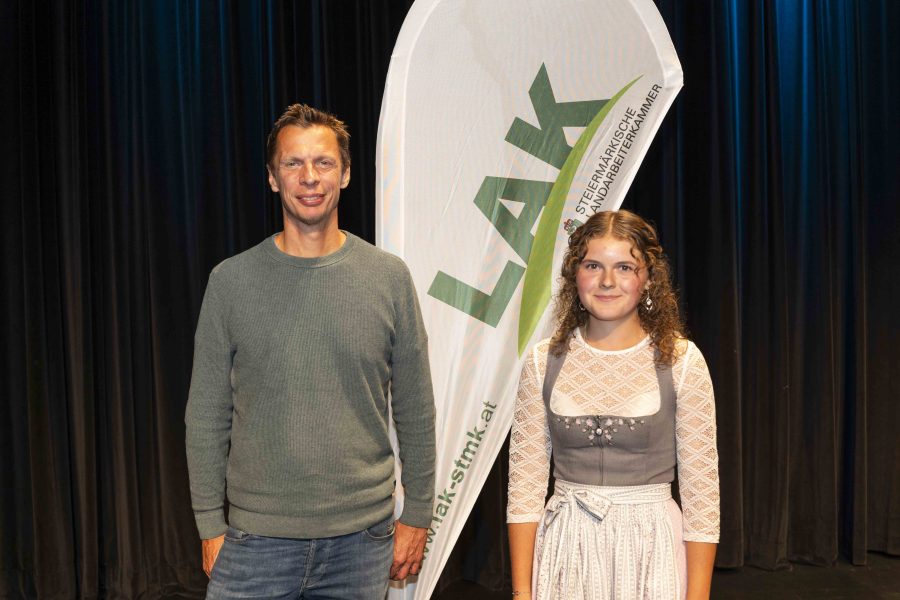 kabarett2025-gleisdorf 36
                                                