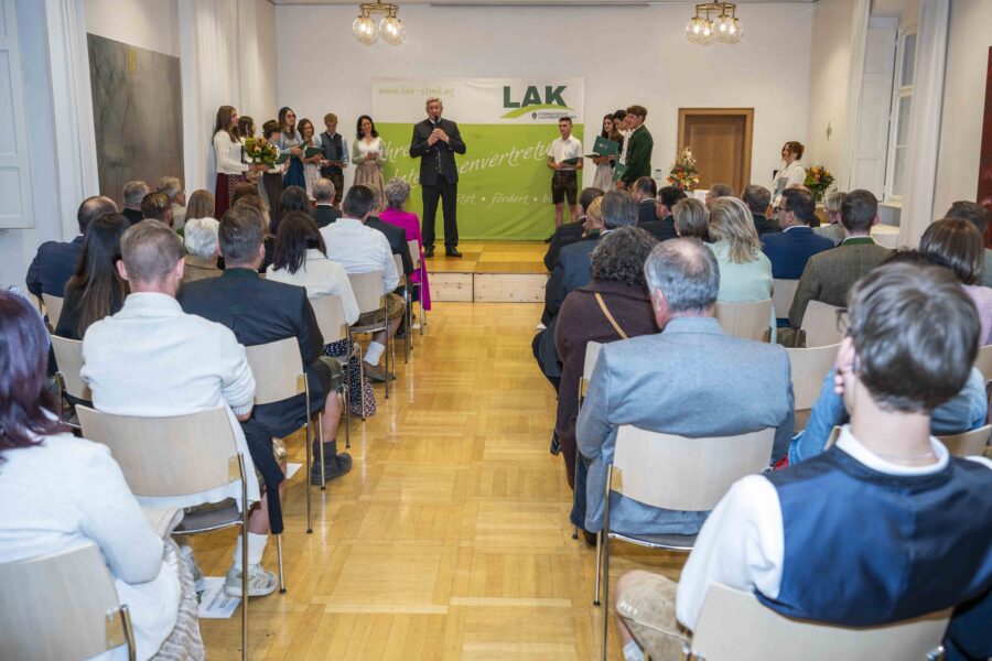 lak-fachkraeftegala2026090
                                                