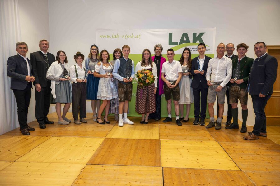 lak-fachkraeftegala2026098
                                                