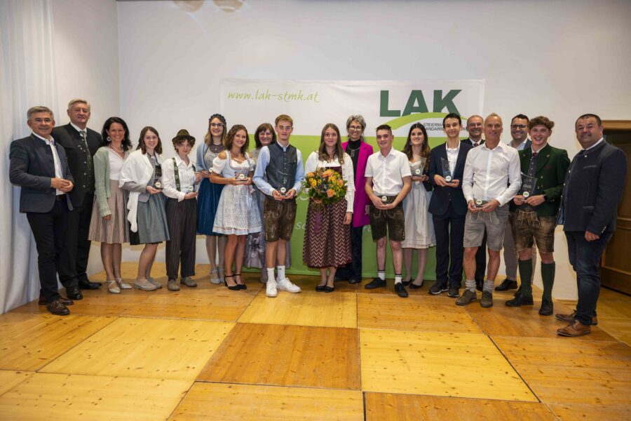 lak-fachkraeftegala2026099
                                                